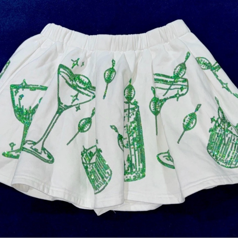 🍸🍹NWOT Queen Of Sparkles XS Sequined Skort W/Pockets